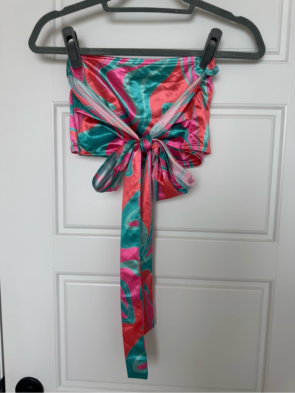 Source Unknown Pink and Teal Swirl Tie-Front Crop Top